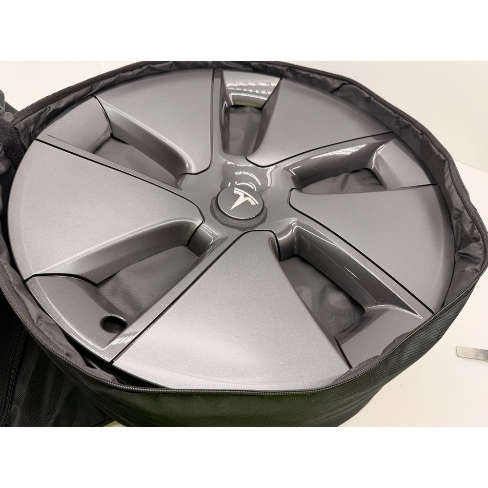 GENUINE Tesla AERO 18" Wheel Hubcap 2017-23 Model 3, w/protective bag, Set of 4 - Picture 5 of 10
